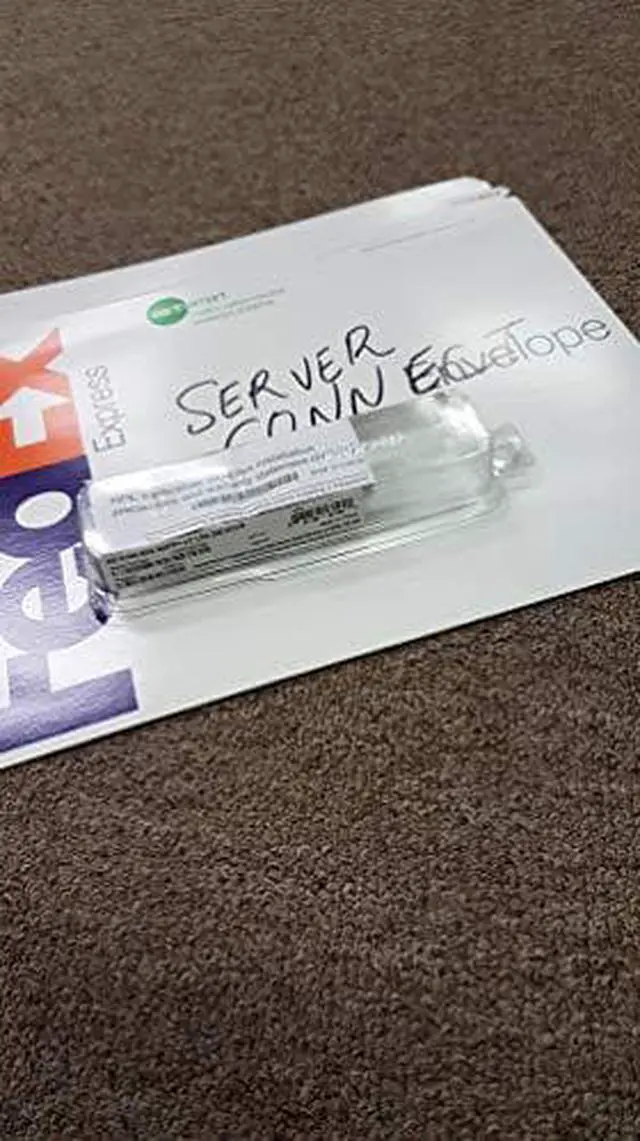 Alt view image 3 of 4 - Hewlett Packard Enterprise JG661A X140 40G QSFP Plus LC LR4 SM 10km 1310nm Transceiver