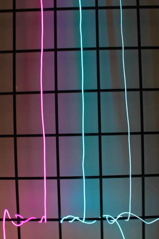 Alt view image 3 of 4 - 9' Neon String Light Battery Operated