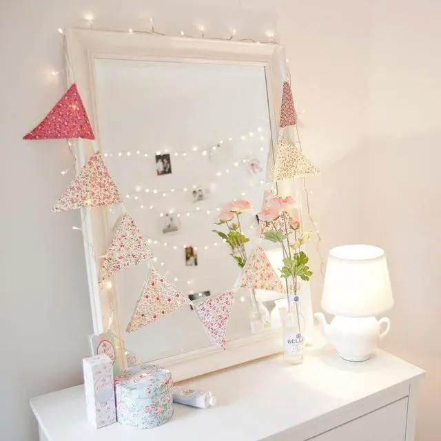 Alt view image 3 of 4 - 100 LED Clear Cable String Lights Battery Operated