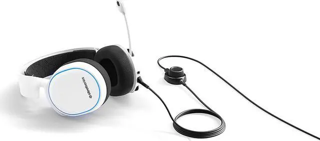 Alt view image 3 of 3 - SteelSeries Arctis 5 Wired Gaming Headset with Microphone (PC)