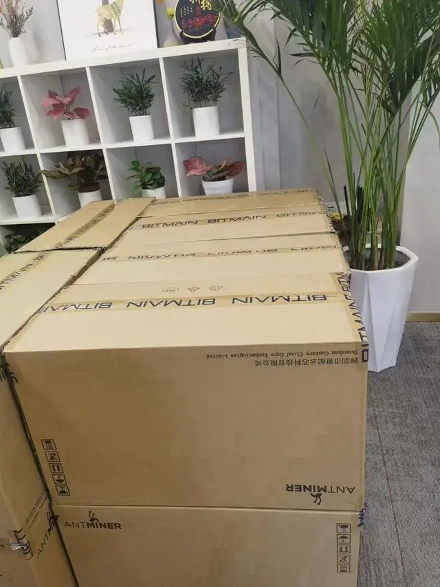 Alt view image 5 of 6 - New stock Bitmain Antminer ETC miner E9 PRO hashrate 3680MH/S bitmain antminer etc ethw miner antminer E9pro  3680M sold by Higisy