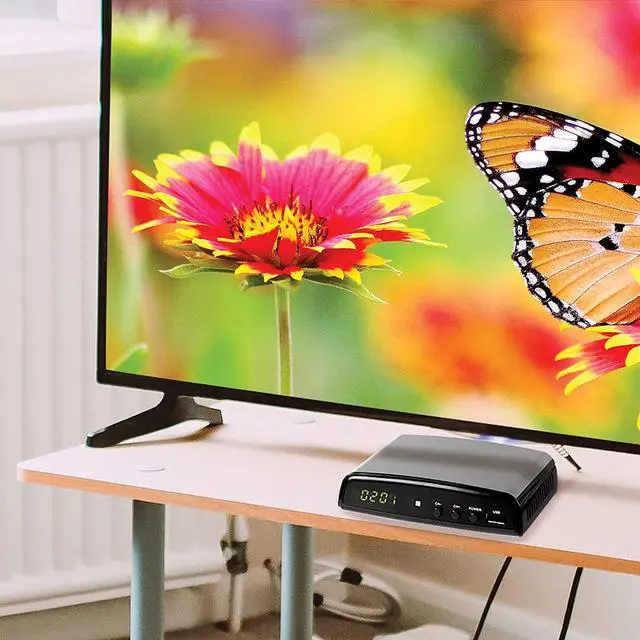 Alt view image 3 of 3 - QFX CV-103 Digital Converter Box W Ul Adapter, Black (B00WN5ZDVQ)