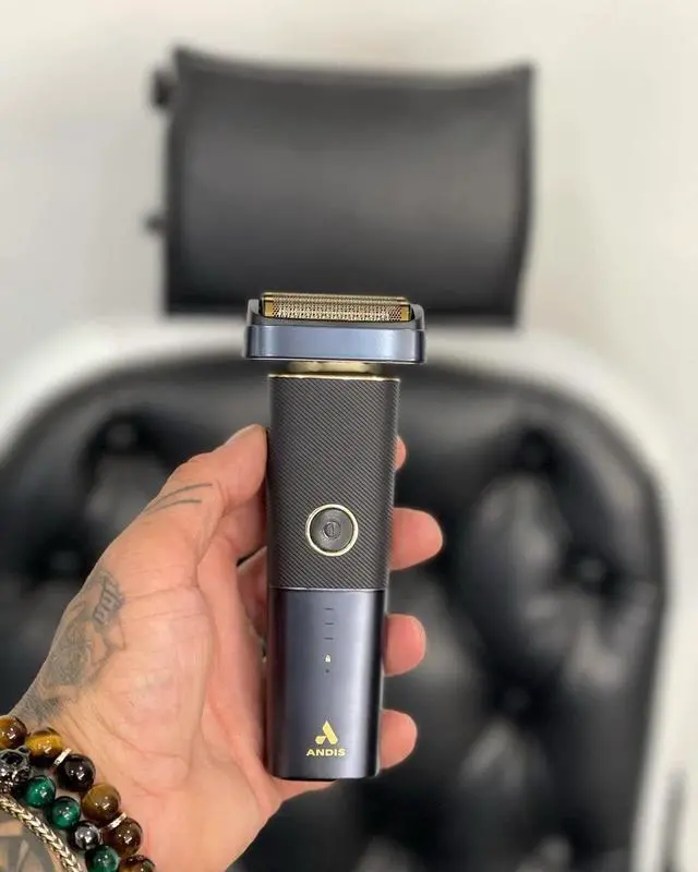 Alt view image 6 of 7 - Andis 17300 reSURGE Electric Lithium Titanium Precision Foil Wet/Dry Rechargeable Shaver, Black