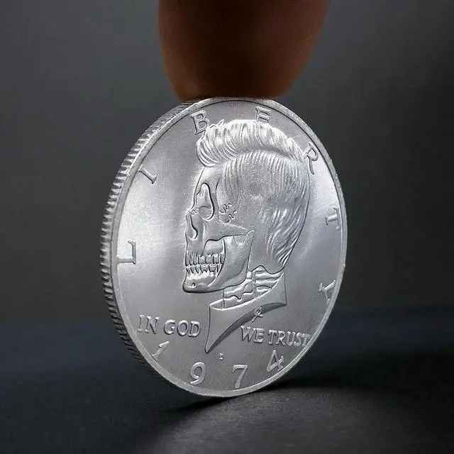 Alt view image 2 of 4 - USA 1974 President Kennedy Tooth Punk Hobo Skull Retro Art Magic Coin Silver Plated Dollar Novelty Coin (Silver)