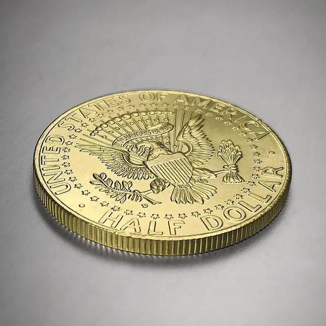 Alt view image 6 of 6 - USA 1974 President Kennedy Tooth Punk Hobo Skull Retro Art Magic Coin Silver Plated Dollar Novelty Coin (Brass)