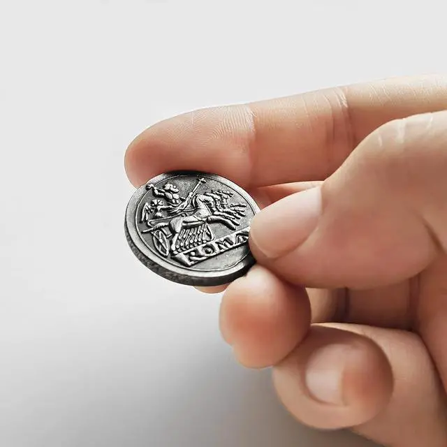 Alt view image 3 of 3 - Ancient Roma Jupiter Replica Coin Dioscuri Quadrigatus ROMA Silver-Plated for Hobbies