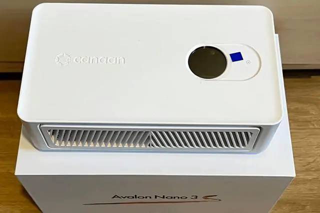 Alt view image 3 of 5 - New Canaan Avalon Nano 3S Bitcoin BTC Miner 6TH 140W Quiet ASIC Miner with Original Power Supply Ideal for Home Office Mining Stake Pool Solo Support White Black Radom Color