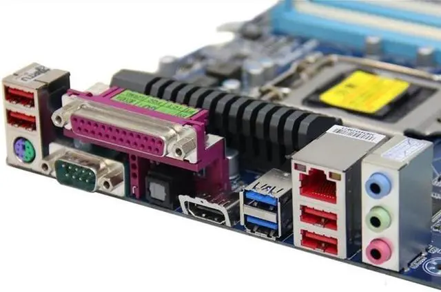 Alt view image 6 of 7 - FOR GIGABYTE GA-Z68AP-D3-B3 LGA 1155 DDR3  HDMI Intel Z68 SATA 6Gb/s USB 3.0 ATX Intel Motherboard