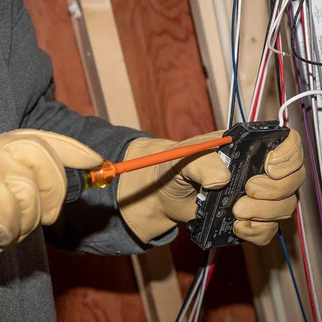 Alt view image 6 of 6 - Klein Tools 33736INS Klein Tools 33736INS Insulated Screwdriver Set, 1000V Slim-Tip Driver with Phillips, Cabinet and Square Bits and a Magnetizer, 6-Piece