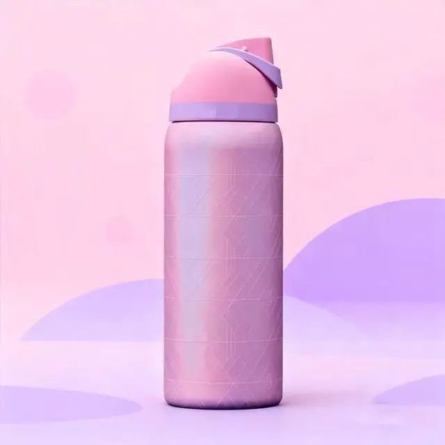 Main image of 304 stainless steel outdoor sports water bottle, food-grade material ensures safety and durability. It is portable and leak-proof, suitable for daily outings, mountain climbing, fitness and other occa