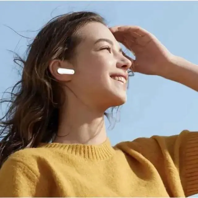 Alt view image 2 of 3 - Green Lion Cairo Wireless Earbuds - White