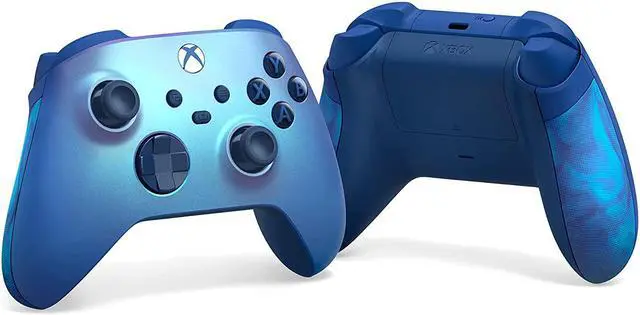 Alt view image 4 of 4 - Xbox Core Wireless Controller  Aqua Shift Special Edition