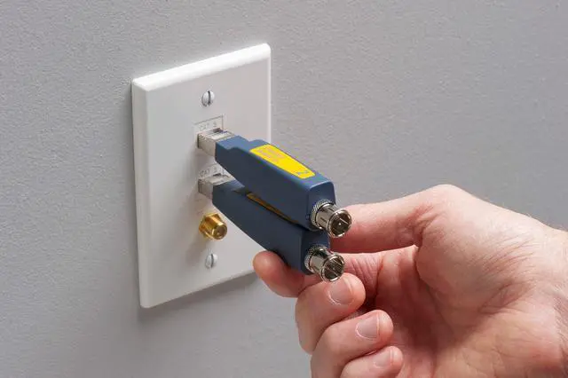 Alt view image 3 of 3 - Fluke Networks CIQ-IDK24 Remote Identifier Kit for CableIQ Network Cable Tester