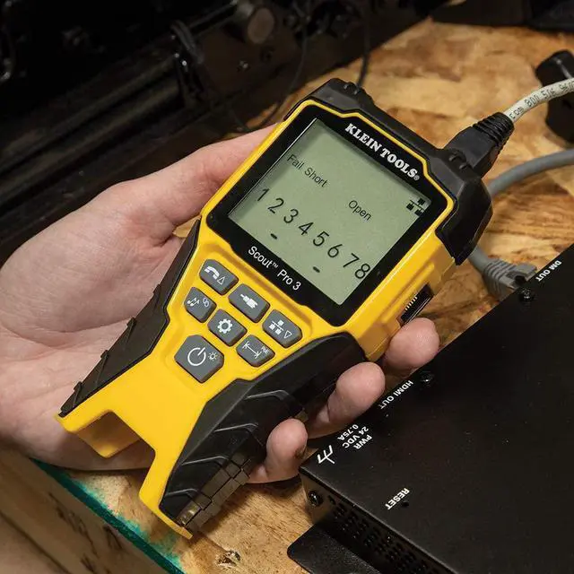 Alt view image 4 of 6 - Cable Tester with Remote, VDV Scout Pro 3 Test Kit Locates and Tests Voice, Data and Video Cables