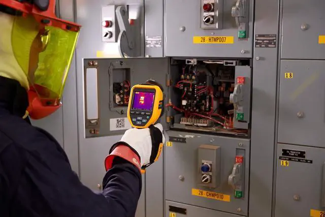 Alt view image 5 of 5 - Fluke TIS55+ Thermal Imager - 27Hz Frame Rate, 256 x 192 Infrared Resolution