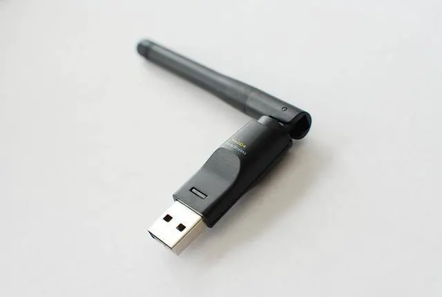 Alt view image 2 of 4 - Panda Wireless PAU04 Mid Range 150Mbps Wireless N USB Adapter w/ 2dBi Antenna - Win XP/Vista/7/8/10/11, Mint, Ubuntu, MX Linux, Manjaro, Fedora, Centos, Kali Linux and Raspbian