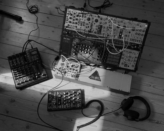 Alt view image 4 of 5 - AIAIAI TMA-2 Studio Professional Studio Headphones with Highly Detailed Audio and Enhanced Comfort, Black