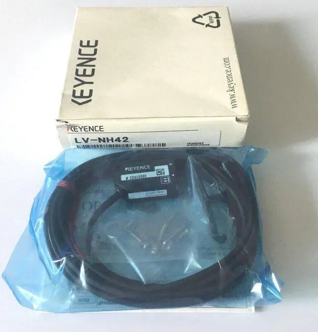 Main image of Keyence LV-NH42 Laser Sensor