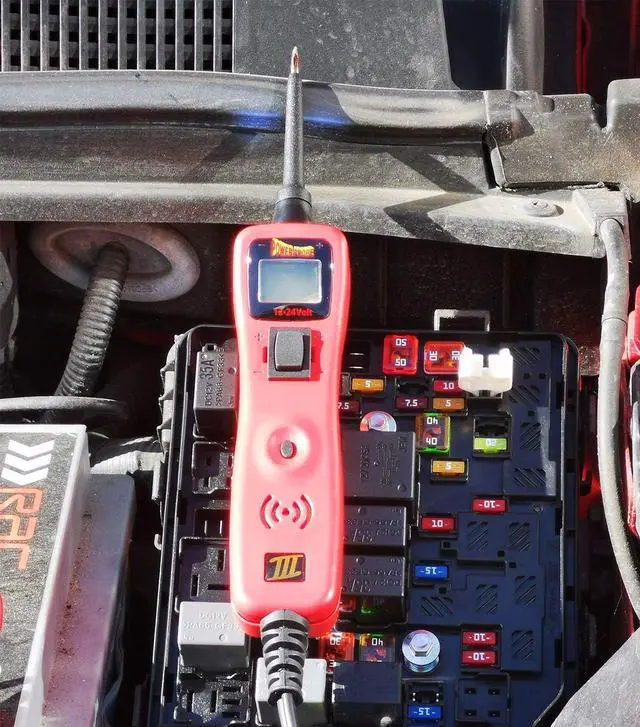 Alt view image 4 of 5 - Power Probe III Circuit Tester - PP3CS in Red - Voltmeter