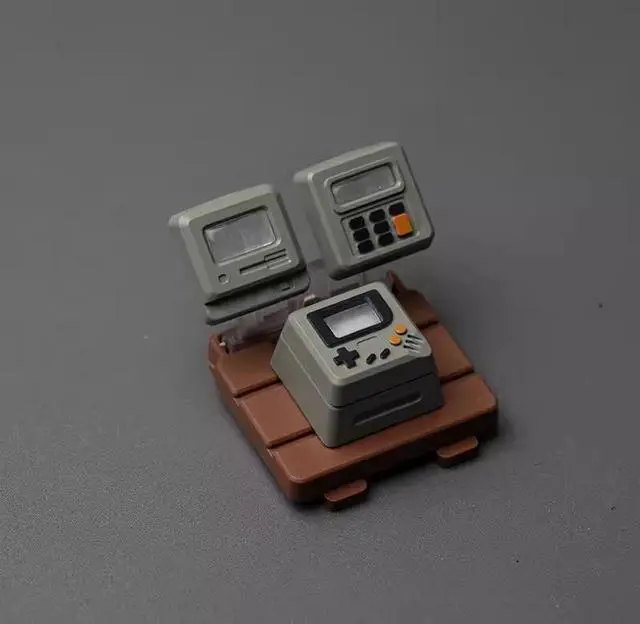Main image of Game Console Style Keycap - DIY Personality Custom keycaps, Removable panel to replace display content, Backlit Keycap Replacement Gift for Mechanical Keyboard KeyCap (Cross Switch only) Gray