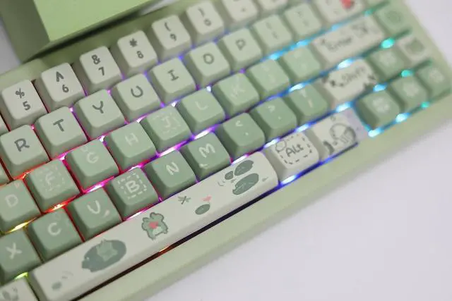 Alt view image 6 of 7 - Frog Cute Keycaps MDA Profile Keycaps,Custom PBT Keycaps for Mechanical Keyboard,148 Keys Dye-Sub Cute Keycaps (Green)