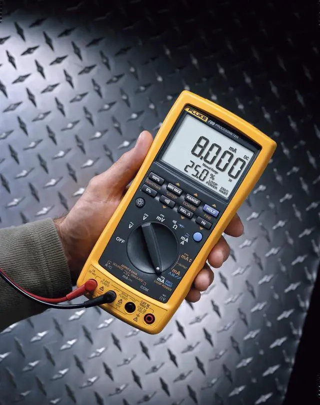 Alt view image 3 of 3 - Fluke 789 ProcessMeter, Includes Standard DMM Capabilities, Measure, Source, Simulate 4-20 mA signals, and Built-In 24 V Loop Supply