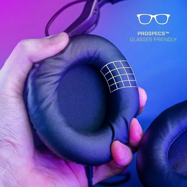 Alt view image 7 of 7 - ROCCAT Elo 7.1 Air PC Wireless Gaming Headset, Surround Sound Headphones with Detachable Noise Cancelling Microphone, 50mm Drivers, 24 Hr Battery Life, RGB Lighting, White