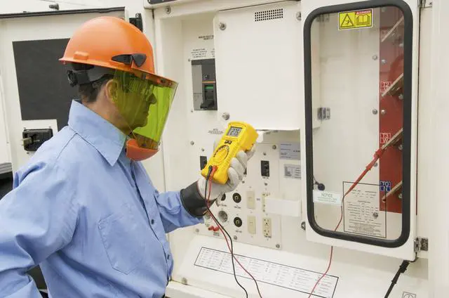 Alt view image 4 of 4 - Amprobe HD110C IP67 Heavy Duty Multimeter