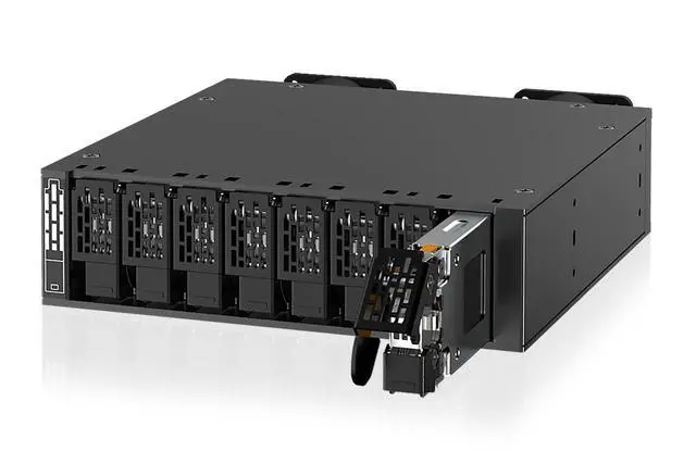Alt view image 4 of 7 - ICY DOCK ToughArmor MB218E5P-B 8 Bay 15mm E1.S SSD (9.5/15mm Heights) Mobile Rack for External 5.25" Drive Bay (4 x MCIO 8i SFF-TA-1016)