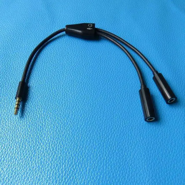 Alt view image 4 of 6 - 1Pcs Dual 2 Female to Male 3.5mm Audio Headphone Microphone Splitter Cable Adapter