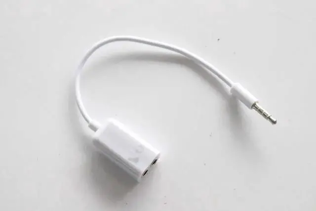 Alt view image 3 of 6 - 1Pcs Hottest Sell 1pcssell 3.5mm Headphone Microphone Stereo Audio Splitter Adapter Cable