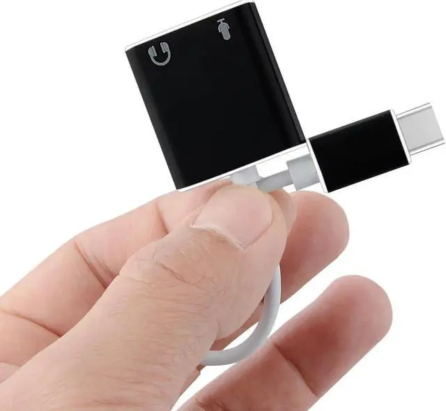 Main image of 1Pcs USB Type C Audio Cable Adapter Type C to 3.5mm Jack Earphone & Microphone USB C Splitter For HUAWEI Matebook Xiaomi