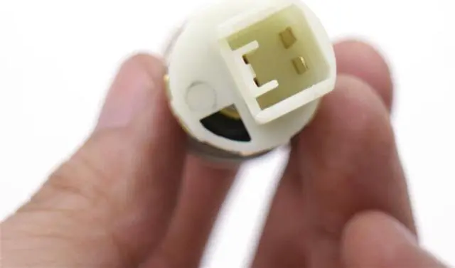 Alt view image 3 of 6 - Yingshan Cigarette Lighter Assembly For Toyota Sequoia Matrix RAV4 85500-28080