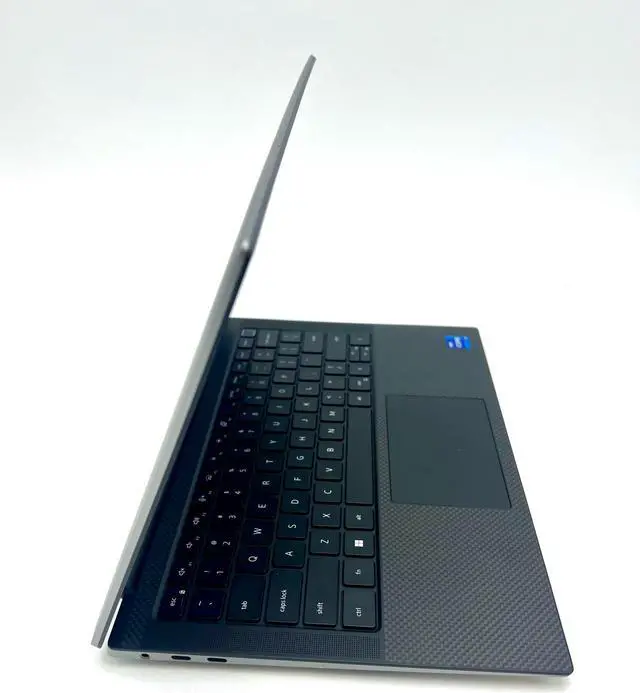 Alt view image 2 of 5 - DELL PRECISION 5470 14" FHD I7-12800H 16 512GB SSD A1000 - DARK GRAY