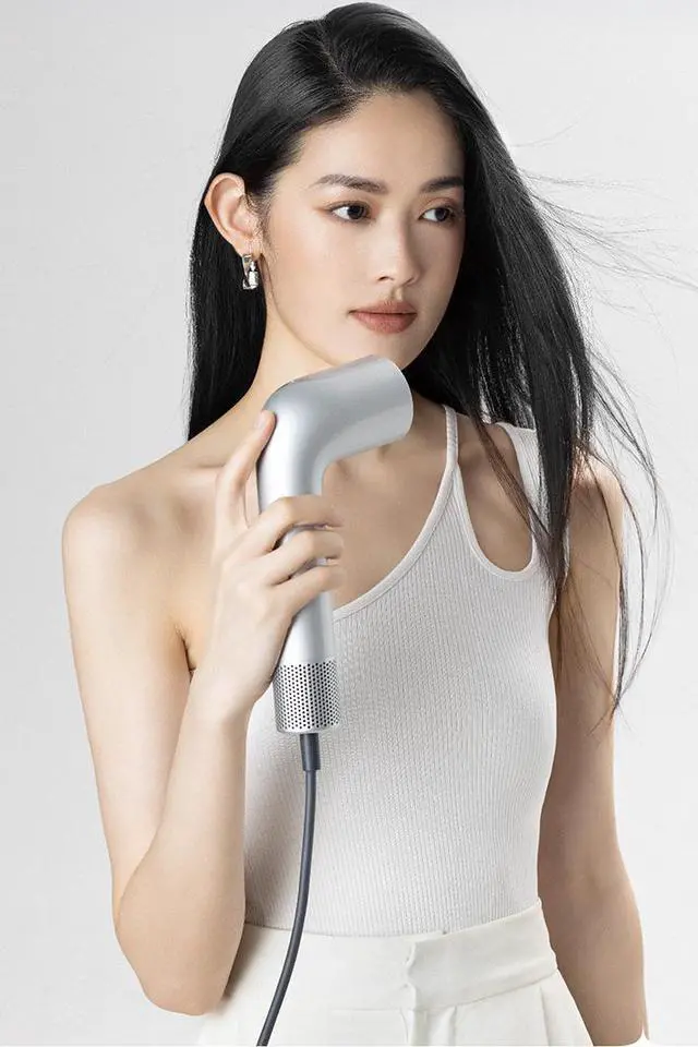 Alt view image 4 of 6 - YOOSE NO.7 Alloy body integral molding, professional negative ion hair care 100,000 rpm aerodynamic high-speed hair dryer for men and women