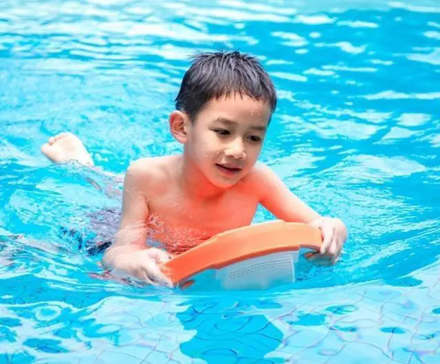 Alt view image 6 of 6 - Sublue Swii Smart Power Pontoon Surfboard Kids Electric Water Flyer Wakeboard Propulsion swii98