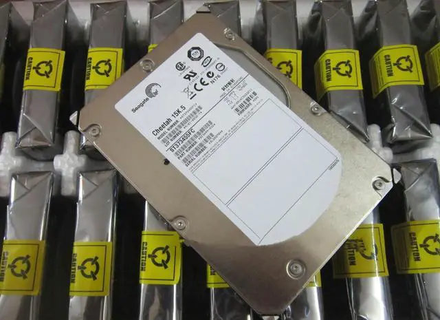 Main image of 15K.5 73GB 15KRPM 3.5" ST373455FC FW 0003 FC fiber Hard Drive