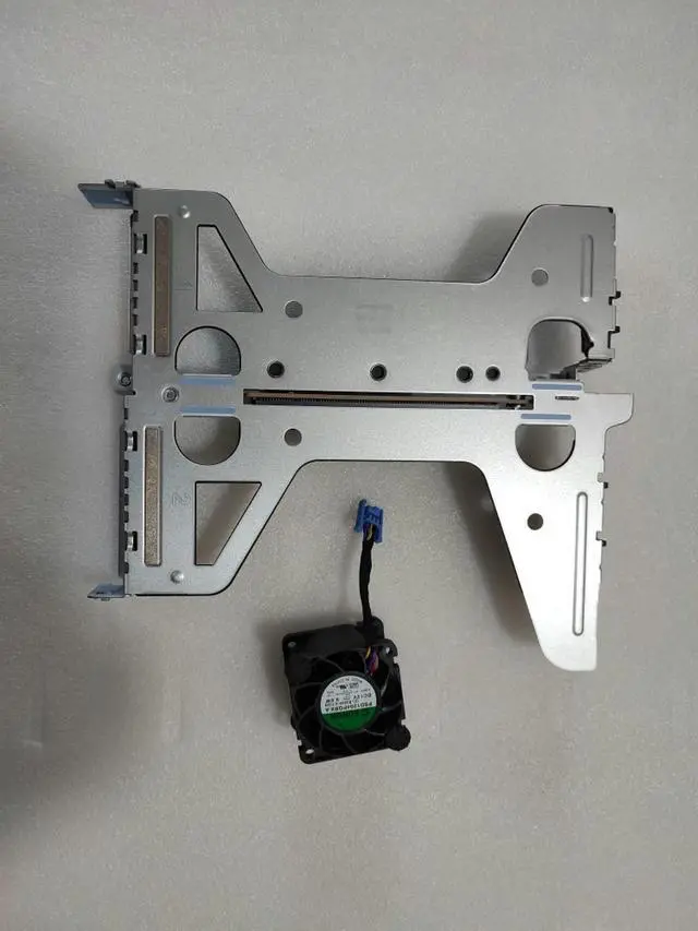 Main image of R250  servers expander Riser card 3WNVY 03WNVY 281K0 0281K0 0MR10W