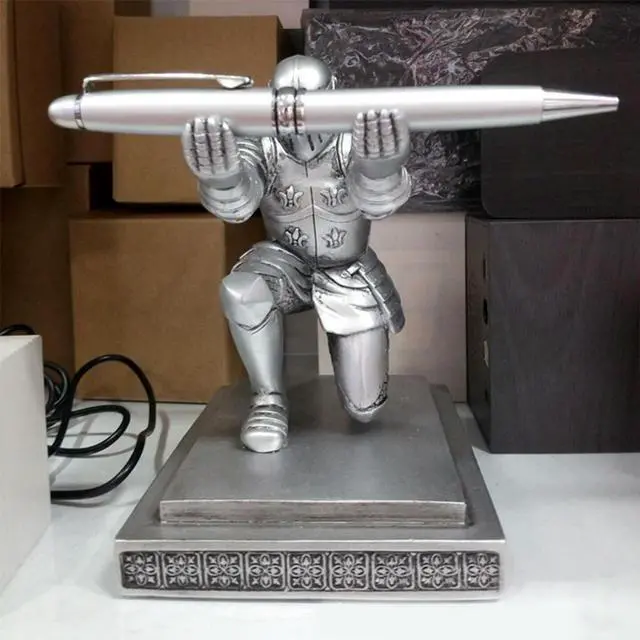 Alt view image 3 of 4 - Ruth's sister 2X Creative Desktop Storage Soldier Knight Pen Stand Holder Support Pen Seat Desk Armor Hero Stand Silver & Wine Red