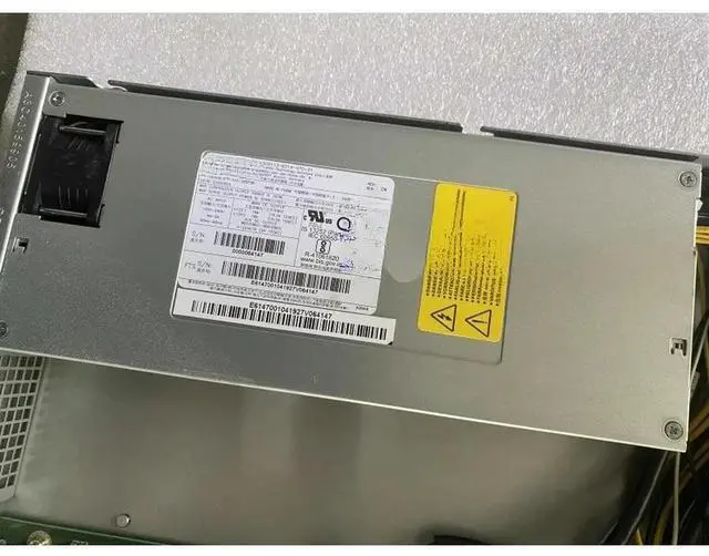 Main image of For RX1330 M2 S26113-E614-V70-01 S10-300P2B 300W Server Power Supply