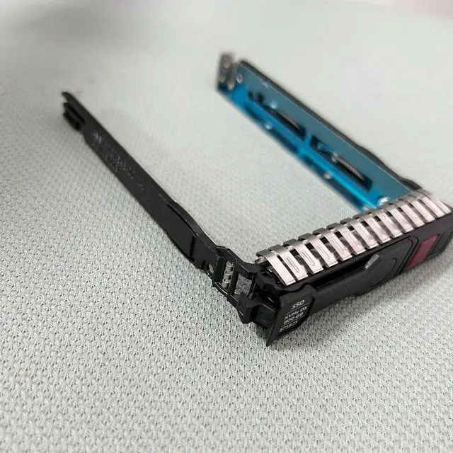 Alt view image 2 of 4 - 727695-001 2.5" U.2 SFF PCIe NVMe HotSwap HDD Caddy Tray Sled For G10 Gen10 651699-003 with Screws
