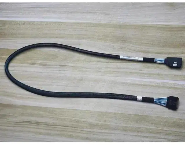 Main image of LP Slim SAS SFF-8654 8i Right Bend To SFF-8654 8I Data Cable V0165FS0