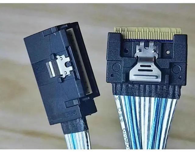 Alt view image 2 of 2 - LP Slim SAS SFF-8654 8i Right Bend To SFF-8654 8I Data Cable V0165FS0