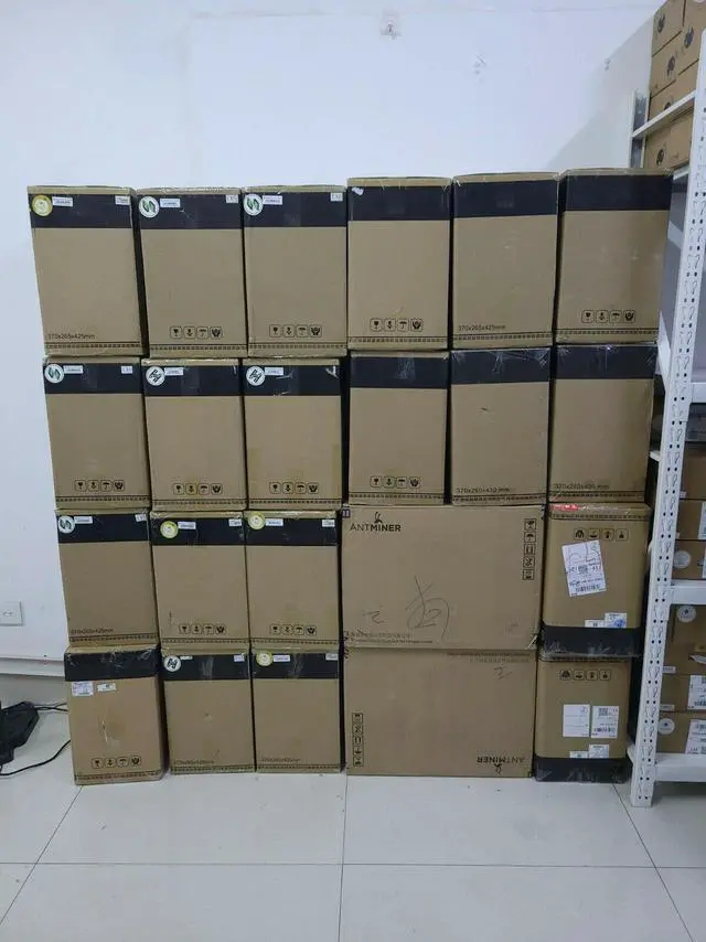 Alt view image 3 of 5 - Goldshell CK6 Miner CKB Miner 19.3TH/s±5% | 3300W±5% | 0.17W/G New Goldshell CK 6 Miner CKB Nervous Miner