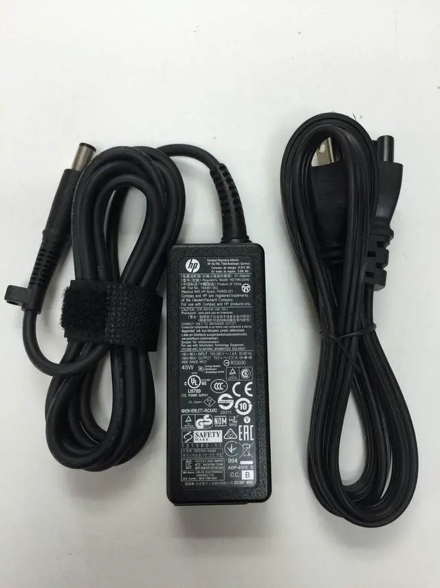 Main image of New Genuine HP HSTNN-CA40 744481-002 A045R00DH AC Adapter Charger 45W