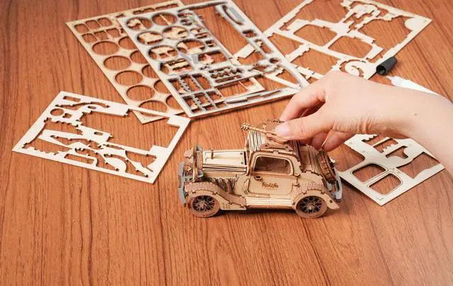 Alt view image 2 of 3 - DIY 3D Puzzle - Vintage Car - 164pcs