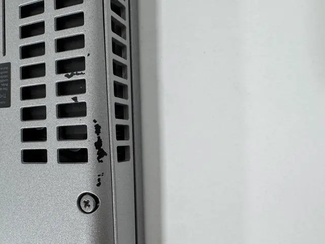 Alt view image 2 of 7 - Dell Precision 3551 - GRADE B - 15.6in FHD Display - Intel Core i7-10850H GHz - 32GB RAM - 512GB SSD - Windows 11 Pro