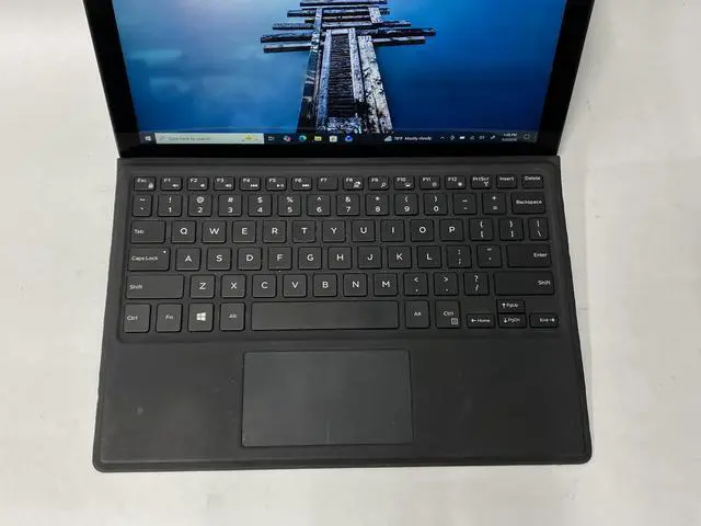 Alt view image 2 of 7 - Dell - Latitude 5285 - Touch Screen - i5-7300 - 8GB - 256GB - 12" - 1920 x 1080 - Windows 10 Pro