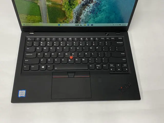 Alt view image 2 of 7 - Lenovo - ThinkPad x1 Carbon 6th - i5-8250u - 8GB - 256GB - 14" - 1920 x 1080 - Windows 11 Pro
