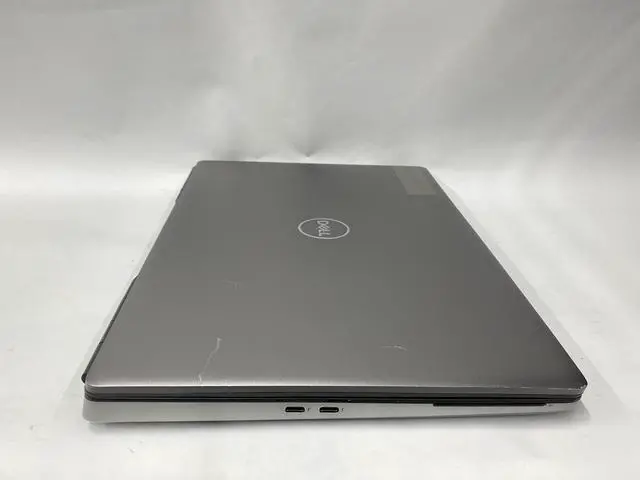 Alt view image 4 of 7 - Dell - Precision 7560 - i9-11950H - 32GB - 256GB - 15.6" - 1920 x 1080 - Windows 11 Pro